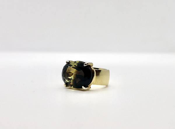 Susan Fitzsimmons of Flaunt Jewelry Design